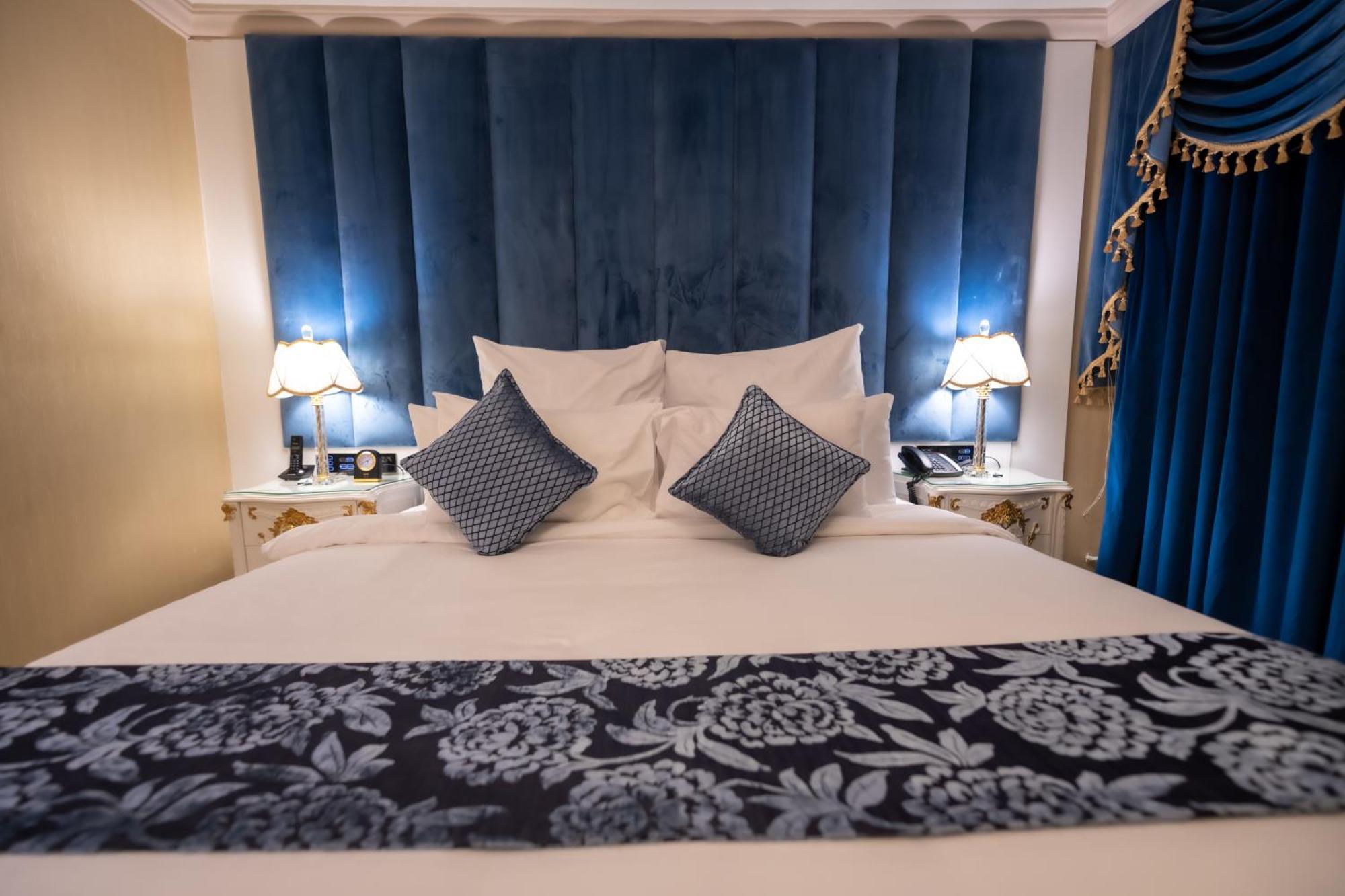 Standard King Room